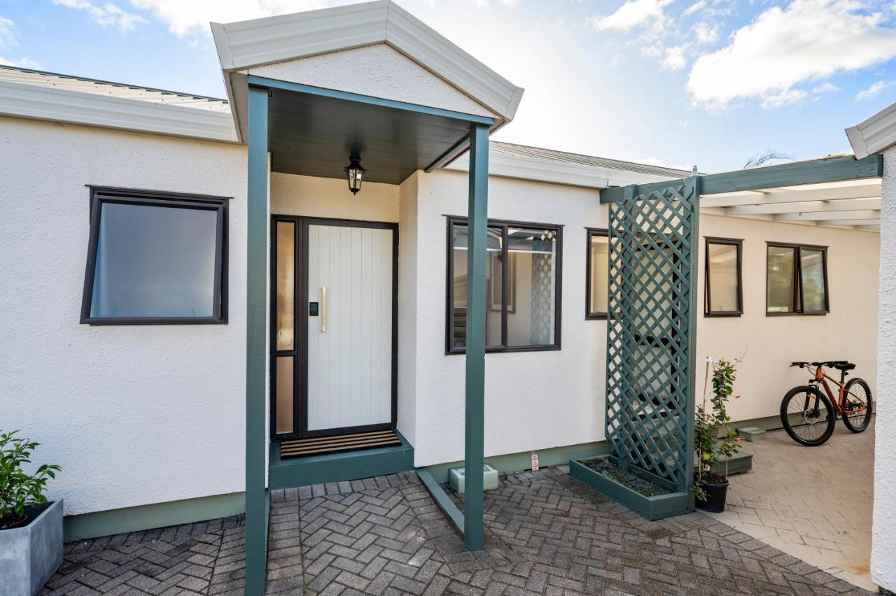 Family Perfect, Winter Getaway, Secure Yard, Parking, Mountain Bikes, Arcade Villa Rotorua Ngoại thất bức ảnh