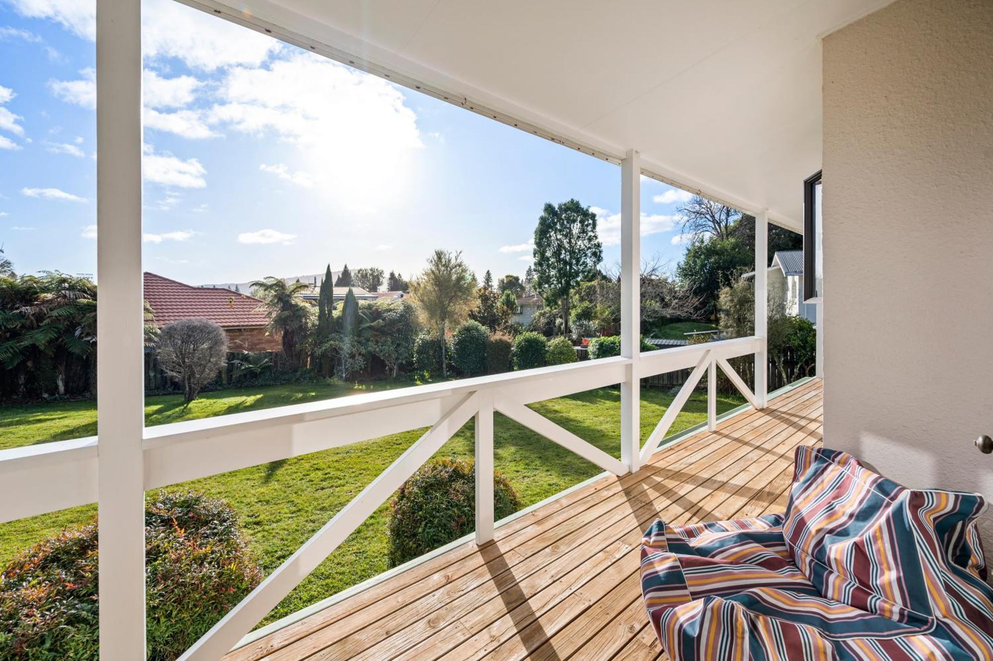 Family Perfect, Winter Getaway, Secure Yard, Parking, Mountain Bikes, Arcade Villa Rotorua Ngoại thất bức ảnh